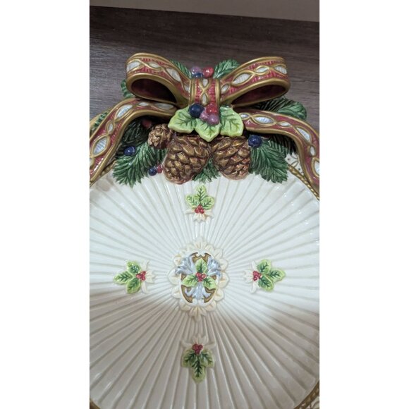 Fitz & Floyd Florentine Christmas Canape Plate Bow Pinecone Design fruit 10" - Picture 4 of 8